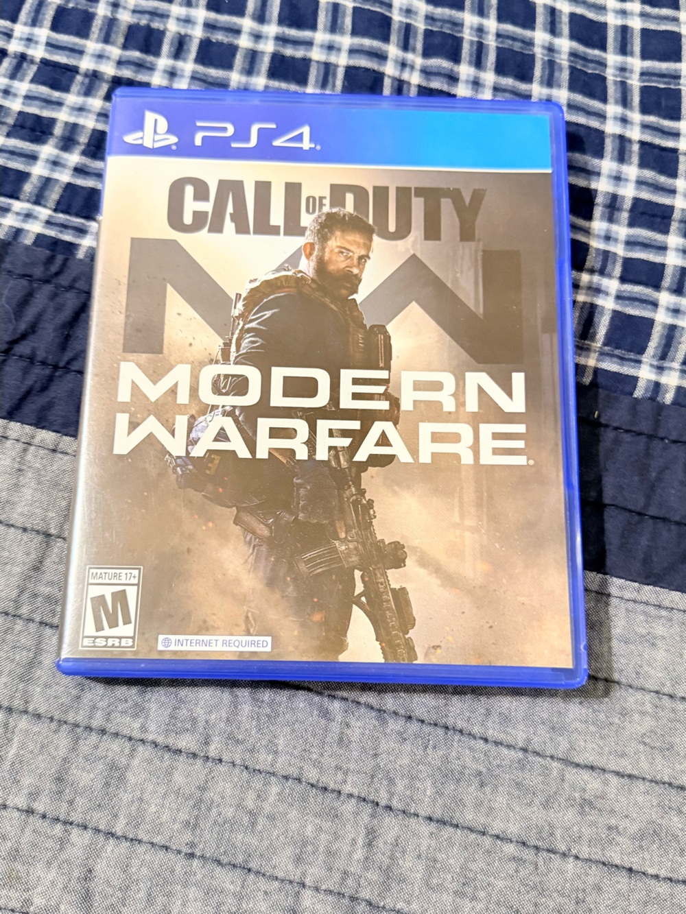 Call of Duty: Modern Warfare (PS4) - Blue Case